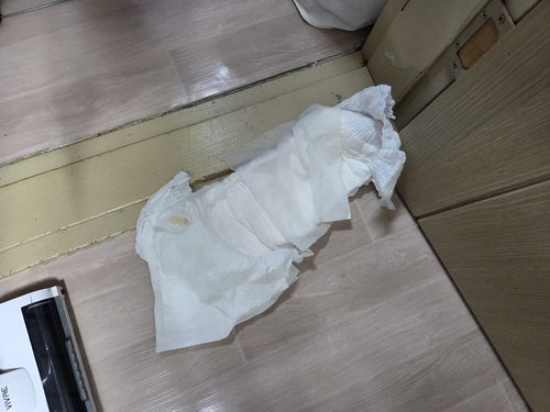 빌라 안방 천장 물샘 검사 강북구 누수탐지 빌라 안방 천장 물샘 검사
