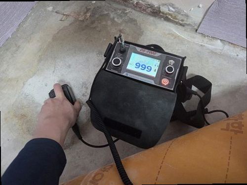 중랑구 누수탐지 천장 물자국과 열화상 카메라를 확인하는 현장