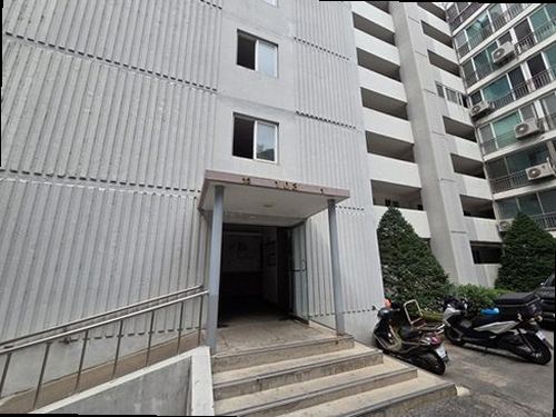 장안구 누수탐지 배관 누수와 방수 문제의 발생 위치를 비교한 실내 단면도