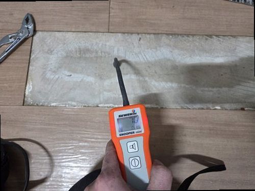 양평 누수탐지 아래층 천장 누수 흔적과 욕실 바닥 점검 모습