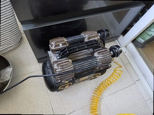 중원구 누수탐지 천장 누수 흔적과 배관 점검 현장