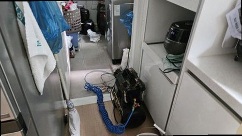 소사구 누수탐지 벽지 변색과 천장 누수 흔적을 확인하는 현장