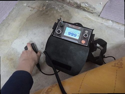 천안시 서북구 누수탐지 천장 얼룩과 벽면 습기를 확인하는 누수 점검 현장