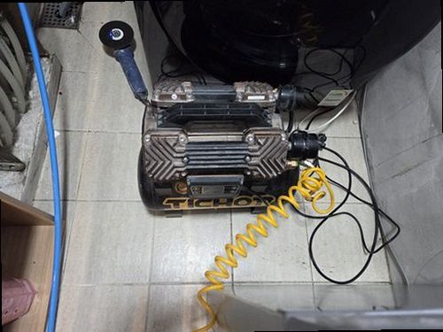 관악구 누수탐지 천장 얼룩과 수도계량기 별침을 확인하는 누수 점검 현장