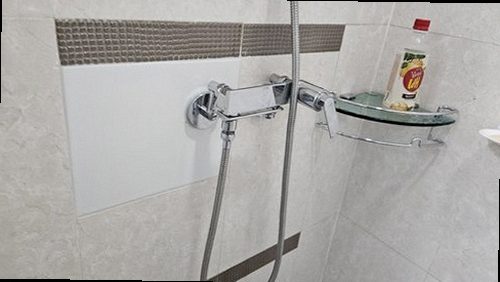 천안시 동남구 누수탐지 수도계량기 별침과 보일러 배관을 확인하는 모습